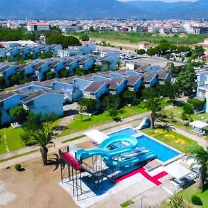  Resort Afytos Tatil Koyu